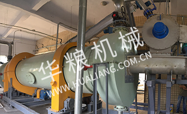 Sludge drying conveyor line